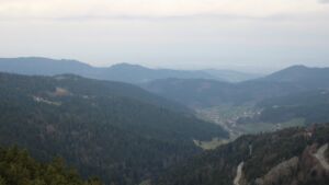 Dieses Bild zeigt eine Webcam-Aufnahme vom Achertal, aufgenommen am Mittwoch, den 25.03.2026 um 08:30 Uhr. Die Temperatur betrug 5°C.