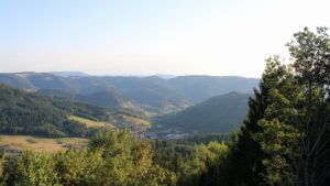 Dieses Bild zeigt eine Webcam-Aufnahme vom Achertal, aufgenommen am Freitag, den 14.08.2026 um 19:20 Uhr. Die Temperatur betrug 34.4°C.