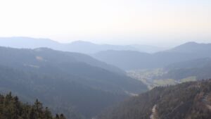 Dieses Bild zeigt eine Webcam-Aufnahme vom Achertal, aufgenommen am Freitag, den 20.03.2026 um 16:40 Uhr. Die Temperatur betrug 9.9°C.