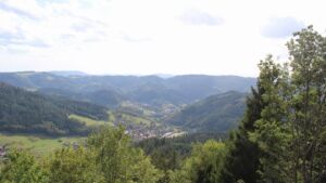 Dieses Bild zeigt eine Webcam-Aufnahme vom Achertal, aufgenommen am Montag, den 07.09.2026 um 16:30 Uhr. Die Temperatur betrug 30.1°C.