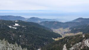 Dieses Bild zeigt eine Webcam-Aufnahme vom Achertal, aufgenommen am Dienstag, den 27.01.2026 um 14:00 Uhr. Die Temperatur betrug 6.2°C.