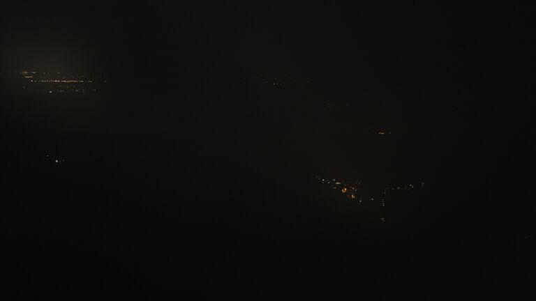Dieses Bild zeigt eine Webcam-Aufnahme vom Achertal, aufgenommen am Sonntag, den 05.10.2025 um 20:30 Uhr. Die Temperatur betrug 4.2°C.