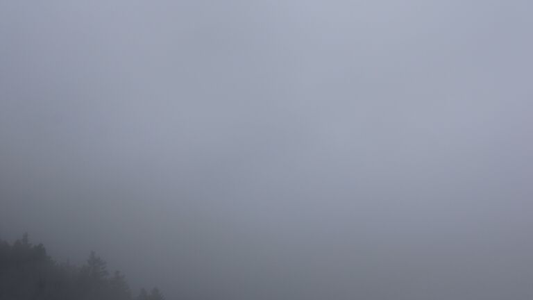 Dieses Bild zeigt eine Webcam-Aufnahme vom Achertal, aufgenommen am Mittwoch, den 28.05.2025 um 11:30 Uhr. Die Temperatur betrug 7.9°C.