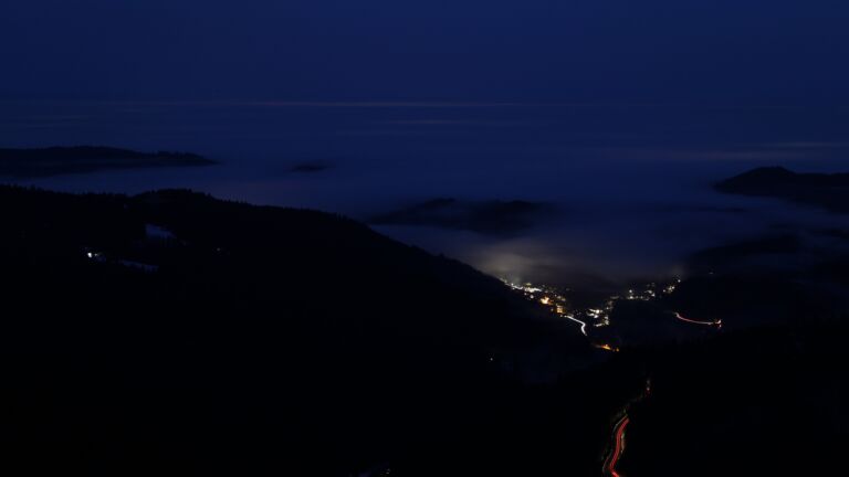 Dieses Bild zeigt eine Webcam-Aufnahme vom Achertal, aufgenommen am Montag, den 19.01.2026 um 07:10 Uhr. Die Temperatur betrug 3.5°C.