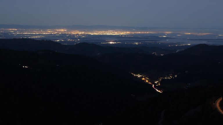 Dieses Bild zeigt eine Webcam-Aufnahme vom Achertal, aufgenommen am Mittwoch, den 12.11.2025 um 06:40 Uhr. Die Temperatur betrug 11°C.