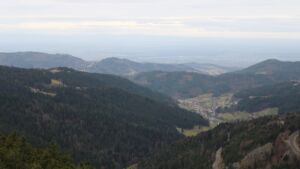 Dieses Bild zeigt eine Webcam-Aufnahme vom Achertal, aufgenommen am Freitag, den 19.12.2025 um 15:10 Uhr. Die Temperatur betrug 7.1°C.