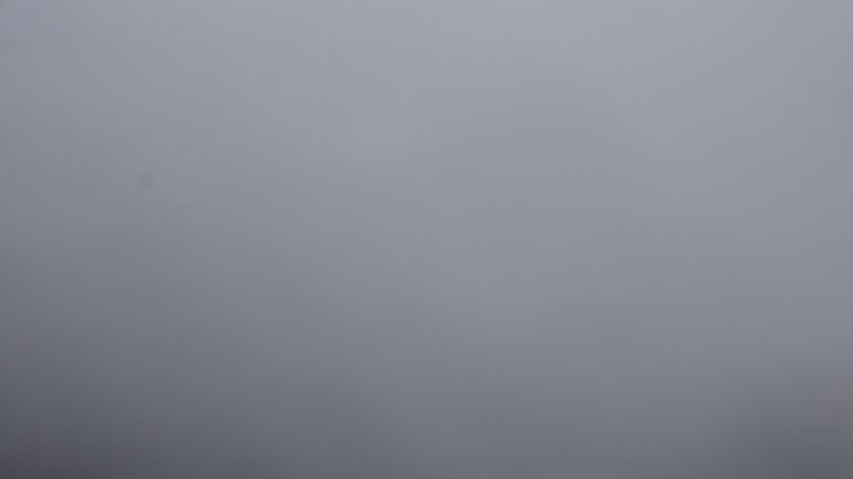 Dieses Bild zeigt eine Webcam-Aufnahme vom Achertal, aufgenommen am Sonntag, den 12.04.2026 um 08:50 Uhr. Die Temperatur betrug 2°C.