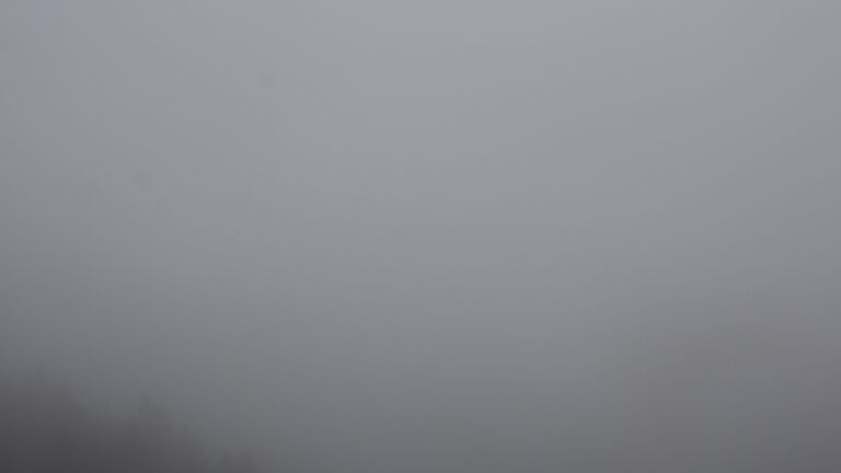 Dieses Bild zeigt eine Webcam-Aufnahme vom Achertal, aufgenommen am Samstag, den 27.09.2025 um 11:40 Uhr. Die Temperatur betrug 8.8°C.