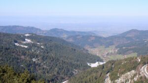 Dieses Bild zeigt eine Webcam-Aufnahme vom Achertal, aufgenommen am Donnerstag, den 02.04.2026 um 10:10 Uhr. Die Temperatur betrug 3.3°C.