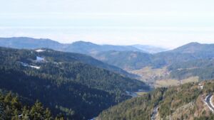 Dieses Bild zeigt eine Webcam-Aufnahme vom Achertal, aufgenommen am Samstag, den 31.01.2026 um 11:50 Uhr. Die Temperatur betrug 5.9°C.