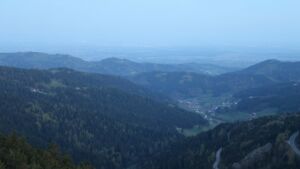 Dieses Bild zeigt eine Webcam-Aufnahme vom Achertal, aufgenommen am Montag, den 20.04.2026 um 06:10 Uhr. Die Temperatur betrug 3.9°C.