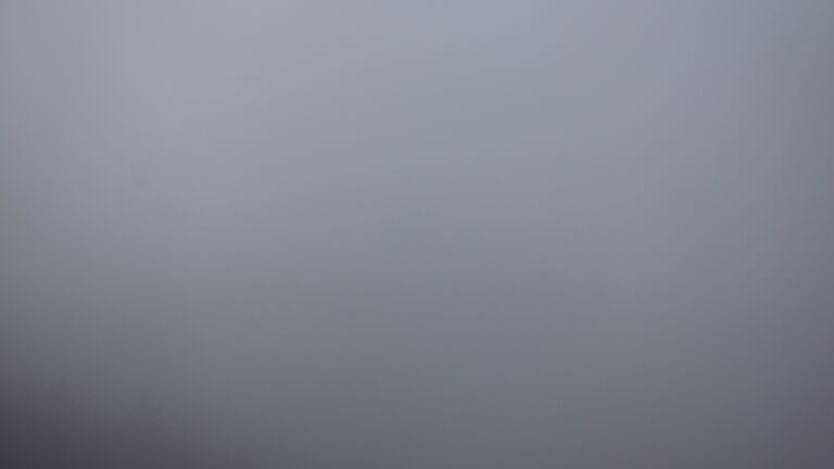 Dieses Bild zeigt eine Webcam-Aufnahme vom Achertal, aufgenommen am Montag, den 27.10.2025 um 15:20 Uhr. Die Temperatur betrug 2.1°C.