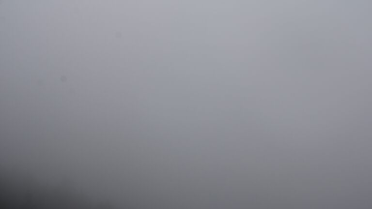 Dieses Bild zeigt eine Webcam-Aufnahme vom Achertal, aufgenommen am Sonntag, den 05.10.2025 um 13:10 Uhr. Die Temperatur betrug 3.9°C.