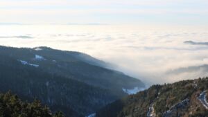 Dieses Bild zeigt eine Webcam-Aufnahme vom Achertal, aufgenommen am Samstag, den 22.11.2025 um 15:20 Uhr. Die Temperatur betrug -3.3°C.