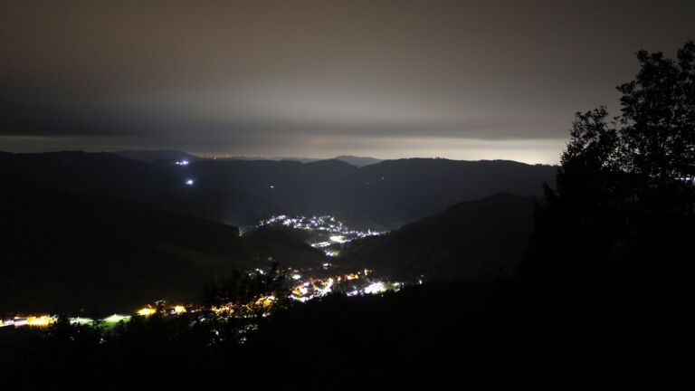 Dieses Bild zeigt eine Webcam-Aufnahme vom Achertal, aufgenommen am Samstag, den 17.10.2026 um 06:00 Uhr. Die Temperatur betrug 11.6°C.