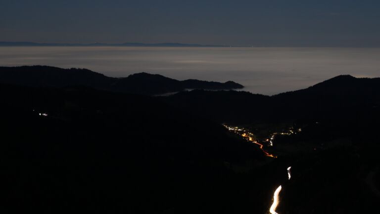 Dieses Bild zeigt eine Webcam-Aufnahme vom Achertal, aufgenommen am Freitag, den 07.11.2025 um 06:20 Uhr. Die Temperatur betrug 8.7°C.