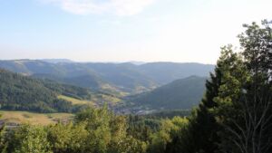 Dieses Bild zeigt eine Webcam-Aufnahme vom Achertal, aufgenommen am Freitag, den 07.08.2026 um 19:40 Uhr. Die Temperatur betrug 24.2°C.