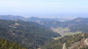 Dieses Bild zeigt eine Webcam-Aufnahme vom Achertal, aufgenommen am Montag, den 06.04.2026 um 13:10 Uhr. Die Temperatur betrug 11.3°C.