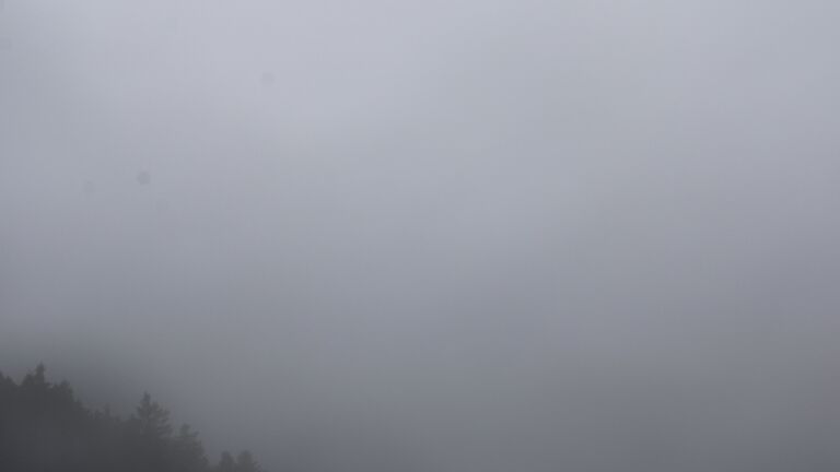 Dieses Bild zeigt eine Webcam-Aufnahme vom Achertal, aufgenommen am Donnerstag, den 25.09.2025 um 14:20 Uhr. Die Temperatur betrug 5.3°C.