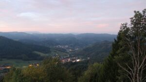Dieses Bild zeigt eine Webcam-Aufnahme vom Achertal, aufgenommen am Freitag, den 16.10.2026 um 07:20 Uhr. Die Temperatur betrug 13°C.