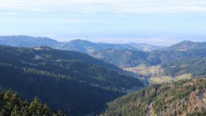 Dieses Bild zeigt eine Webcam-Aufnahme vom Achertal, aufgenommen am Dienstag, den 02.12.2025 um 12:40 Uhr. Die Temperatur betrug 6.3°C.