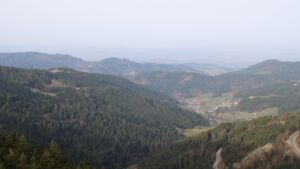 Dieses Bild zeigt eine Webcam-Aufnahme vom Achertal, aufgenommen am Freitag, den 06.03.2026 um 08:30 Uhr. Die Temperatur betrug 11.4°C.