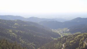 Dieses Bild zeigt eine Webcam-Aufnahme vom Achertal, aufgenommen am Freitag, den 24.04.2026 um 18:40 Uhr. Die Temperatur betrug 14°C.