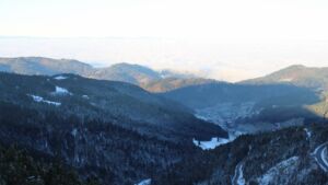 Dieses Bild zeigt eine Webcam-Aufnahme vom Achertal, aufgenommen am Samstag, den 22.11.2025 um 08:40 Uhr. Die Temperatur betrug -4.3°C.