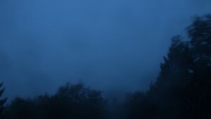 Dieses Bild zeigt eine Webcam-Aufnahme vom Achertal, aufgenommen am Montag, den 27.07.2026 um 05:10 Uhr. Die Temperatur betrug 14.9°C.