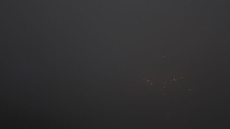 Dieses Bild zeigt eine Webcam-Aufnahme vom Achertal, aufgenommen am Samstag, den 06.12.2025 um 22:30 Uhr. Die Temperatur betrug 3.1°C.