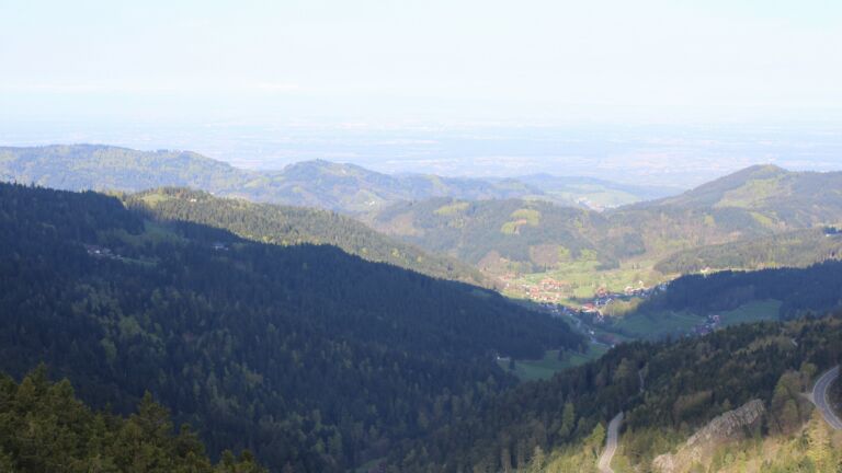 Dieses Bild zeigt eine Webcam-Aufnahme vom Achertal, aufgenommen am Montag, den 20.04.2026 um 09:30 Uhr. Die Temperatur betrug 8.6°C.