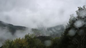 Dieses Bild zeigt eine Webcam-Aufnahme vom Achertal, aufgenommen am Samstag, den 17.10.2026 um 11:00 Uhr. Die Temperatur betrug 9.9°C.