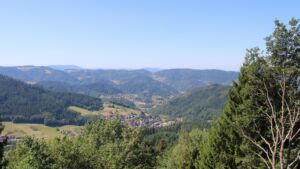 Dieses Bild zeigt eine Webcam-Aufnahme vom Achertal, aufgenommen am Dienstag, den 28.07.2026 um 11:40 Uhr. Die Temperatur betrug 23.1°C.