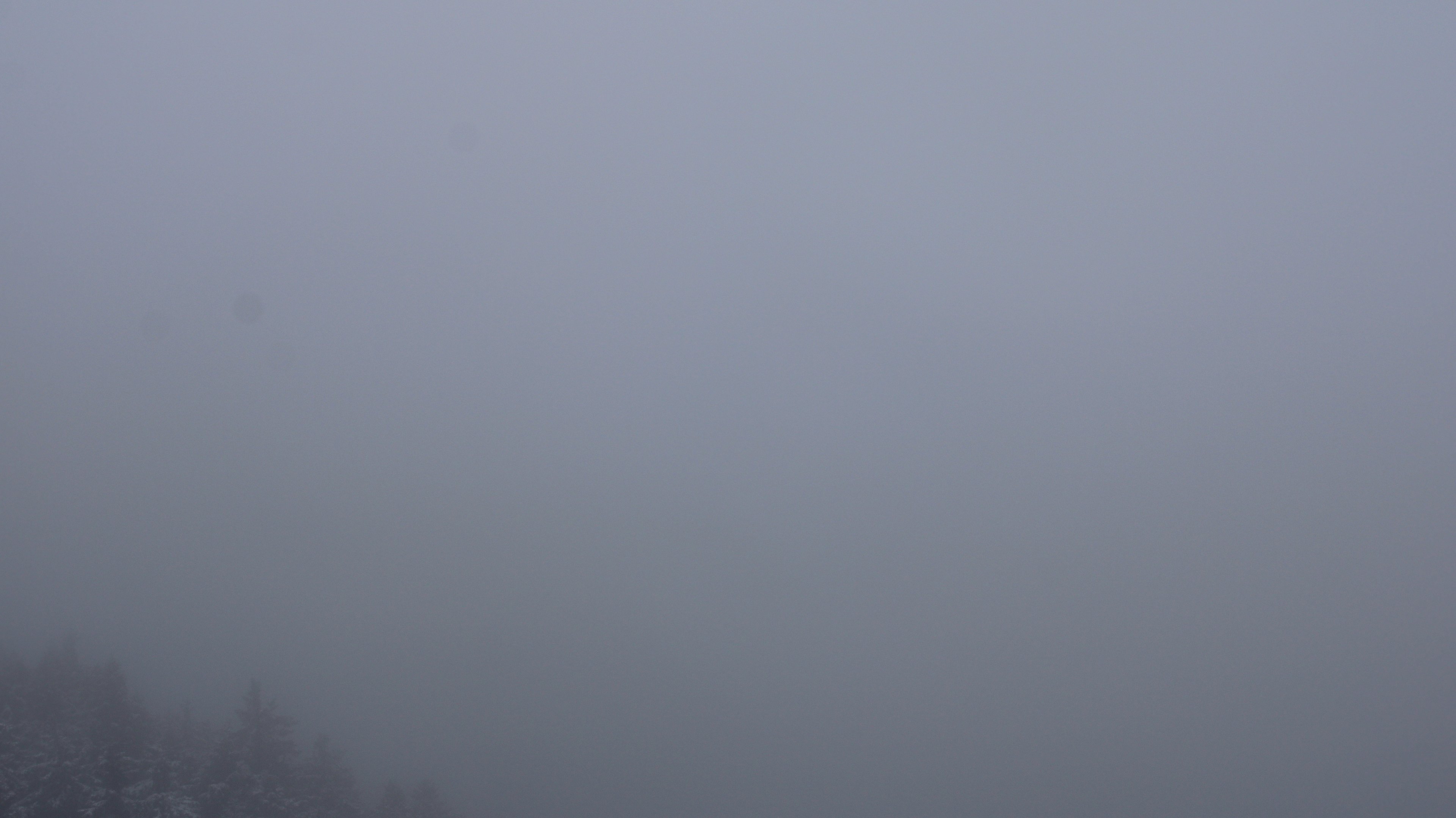 Dieses Bild zeigt eine Webcam-Aufnahme vom Achertal, aufgenommen am Montag, den 24.11.2025 um 13:50 Uhr. Die Temperatur betrug 0.3°C.