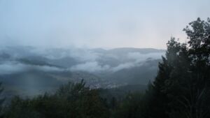 Dieses Bild zeigt eine Webcam-Aufnahme vom Achertal, aufgenommen am Freitag, den 21.08.2026 um 20:30 Uhr. Die Temperatur betrug 11.9°C.
