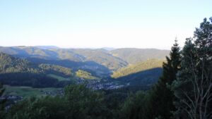 Dieses Bild zeigt eine Webcam-Aufnahme vom Achertal, aufgenommen am Freitag, den 10.07.2026 um 06:40 Uhr. Die Temperatur betrug 18.5°C.