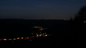 Dieses Bild zeigt eine Webcam-Aufnahme vom Achertal, aufgenommen am Samstag, den 23.05.2026 um 04:20 Uhr. Die Temperatur betrug 18.9°C.