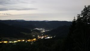 Dieses Bild zeigt eine Webcam-Aufnahme vom Achertal, aufgenommen am Dienstag, den 02.06.2026 um 03:10 Uhr. Die Temperatur betrug 16.3°C.
