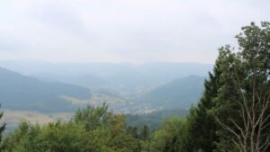 Dieses Bild zeigt eine Webcam-Aufnahme vom Achertal, aufgenommen am Montag, den 17.08.2026 um 12:20 Uhr. Die Temperatur betrug 17.5°C.