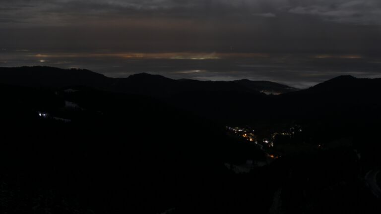 Dieses Bild zeigt eine Webcam-Aufnahme vom Achertal, aufgenommen am Samstag, den 31.01.2026 um 03:40 Uhr. Die Temperatur betrug 2°C.