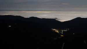 Dieses Bild zeigt eine Webcam-Aufnahme vom Achertal, aufgenommen am Donnerstag, den 26.02.2026 um 02:30 Uhr. Die Temperatur betrug 10.2°C.