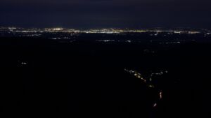 Dieses Bild zeigt eine Webcam-Aufnahme vom Achertal, aufgenommen am Samstag, den 01.11.2025 um 06:20 Uhr. Die Temperatur betrug 11.9°C.