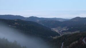 Dieses Bild zeigt eine Webcam-Aufnahme vom Achertal, aufgenommen am Donnerstag, den 11.12.2025 um 07:40 Uhr. Die Temperatur betrug 5.4°C.