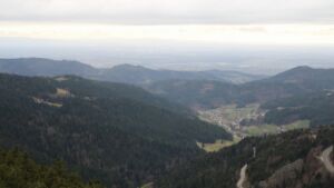 Dieses Bild zeigt eine Webcam-Aufnahme vom Achertal, aufgenommen am Samstag, den 28.02.2026 um 15:20 Uhr. Die Temperatur betrug 4.4°C.