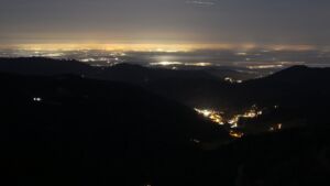 Dieses Bild zeigt eine Webcam-Aufnahme vom Achertal, aufgenommen am Freitag, den 12.12.2025 um 06:50 Uhr. Die Temperatur betrug 7.1°C.