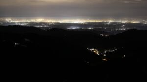 Dieses Bild zeigt eine Webcam-Aufnahme vom Achertal, aufgenommen am Samstag, den 17.01.2026 um 06:00 Uhr. Die Temperatur betrug 7.4°C.