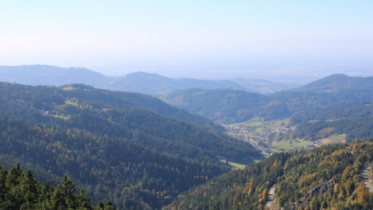 Dieses Bild zeigt eine Webcam-Aufnahme vom Achertal, aufgenommen am Samstag, den 11.10.2025 um 14:40 Uhr. Die Temperatur betrug 11.4°C.