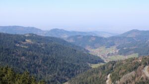 Dieses Bild zeigt eine Webcam-Aufnahme vom Achertal, aufgenommen am Freitag, den 20.03.2026 um 11:20 Uhr. Die Temperatur betrug 10.1°C.