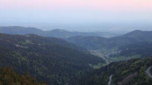 Dieses Bild zeigt eine Webcam-Aufnahme vom Achertal, aufgenommen am Mittwoch, den 29.04.2026 um 06:10 Uhr. Die Temperatur betrug 5.8°C.