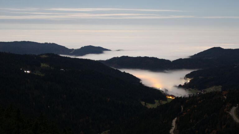 Dieses Bild zeigt eine Webcam-Aufnahme vom Achertal, aufgenommen am Samstag, den 08.11.2025 um 06:10 Uhr. Die Temperatur betrug 6.6°C.